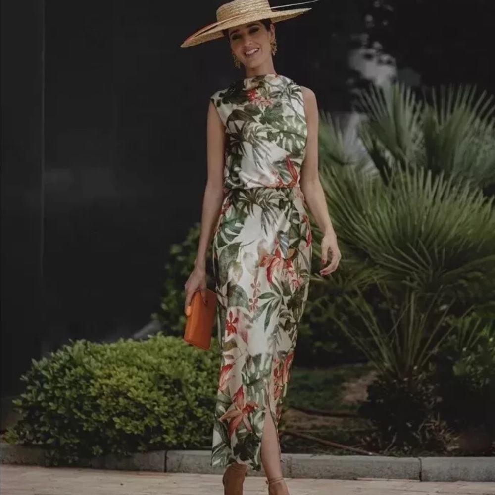 NWT Zara tropical print midi dress size Medium SOLD OUT